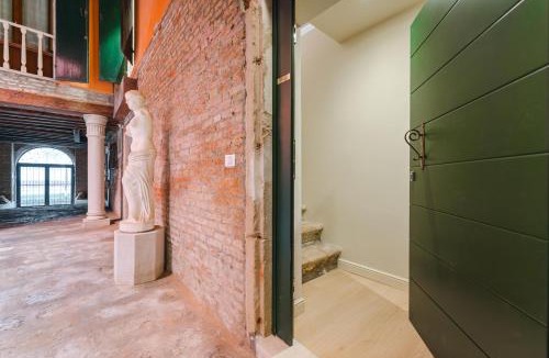 Castello Apartment | Elegant Residence in the Authentic Charm of Castello