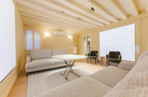 Castello Apartment | Elegant Residence in the Authentic Charm of Castello