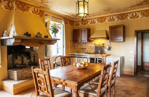 Ranciano House | Elegant villa on Lake Trasimeno