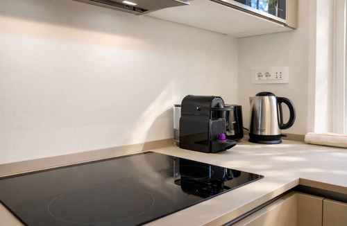 Ripa Apartment | Elegantis.it Aventino Suite Apartment - Colosseo, Metro and Circo Massimo Nearby