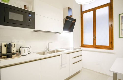 Sallustiano House | Elegantis.it Barberini Modern Apartment