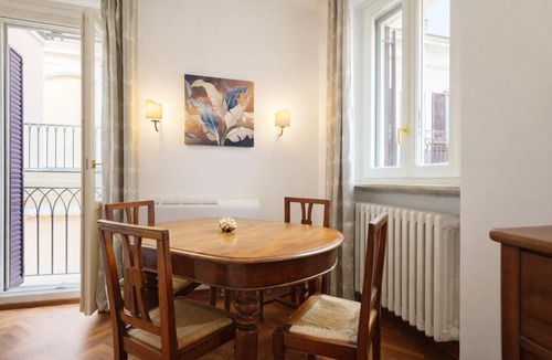 Rione VIII Sant'Eustachio Apartment | Elegantis Pantheon Suite near Piazza Navona - Historic Centre
