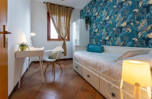 Casal Monastero Apartment | Emilia Modern Apartment with Free Parking
