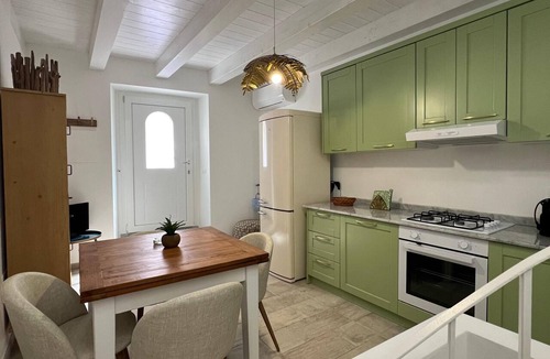 Gasperina House | Enjoy a stylish experience at this centrally located accommodation.