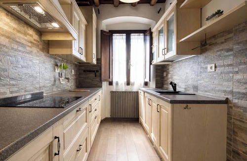 Florence Apartment | Entire House Florence: 3 Bedrooms, 2 Bathrooms, and Free Parking by TuscanyWeGo