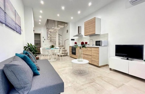 Santa Lucia Apartment | Eos Sea View Apartment