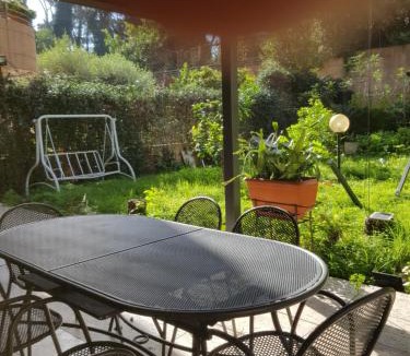 Torrino Apartment | EUR Charme Apt&GARDEN