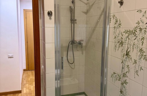 Monte Sacro Apartment | Eve's House. Up to 4 guests. Opposite the subway station