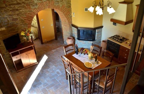 Terontola Apartment | Excellent value for money - Poppy