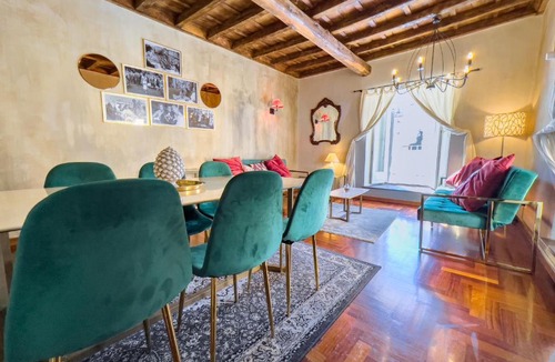 Rione VI Parione Apartment | Exclusive 3BR with View over Campo de Fiori IREX Apartment