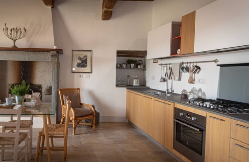 Acqua Loreto House | Exclusive and romantic farmhouse in the countryside of Todi