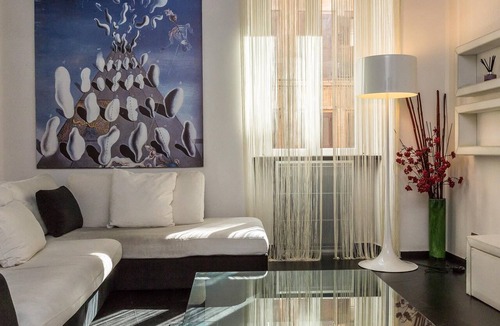 Rione III Colonna Apartment | Exclusive apartment in Via dei Due Macelli, few steps away from the Spanish steps and the Trevi foun