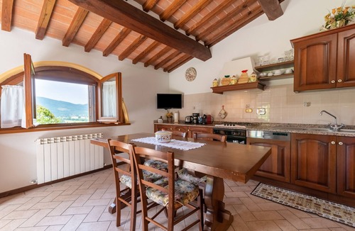 Lisciano Niccone Villa | Exclusive Private Villa for Groups with Panoramic Pool and Large Common Room – Between Tuscany and Umbria