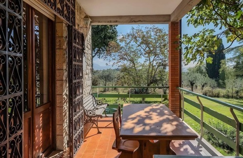 Pietrauta Villa | Exclusive villa with view, garden, bbq, pets allowed and parking space