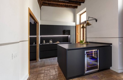 Rome City Centre Apartment | Experience Collection by ROMAC Margana Palace w/terrace & wellness