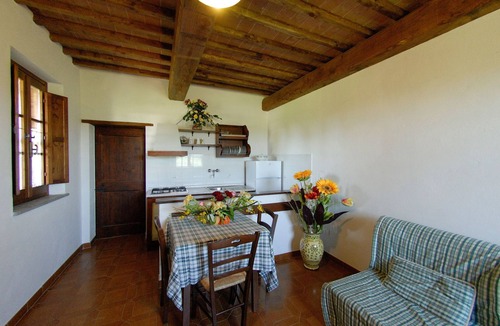 Castiglione del Lago House | Fabelhaftes Ferienhaus 8 Betten by Interhome