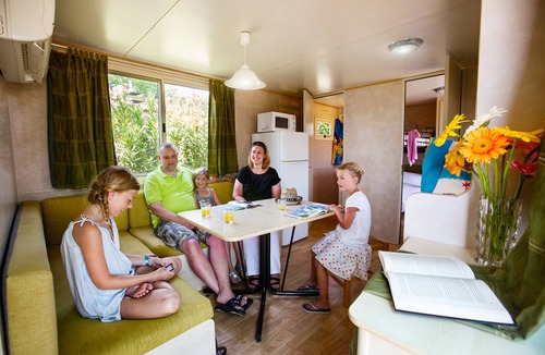 Zona XXXIII Acilia Sud RV Rental | Fabulous Village