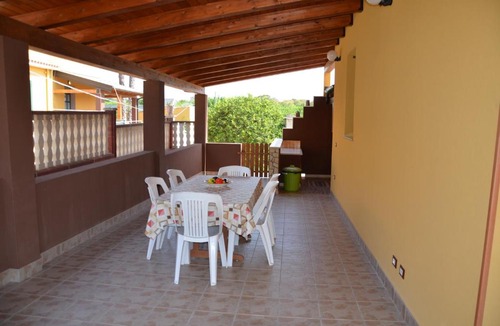 Noto Marina Villa | Falconara House