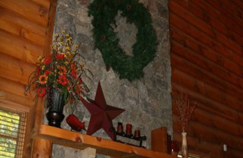 Johnson City Cabin | Fall Dates are open-Riverfront-Watauga River-Trophy Section.