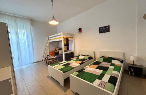 Cinecitta Apartment | Family-friendly 2 min to Metro A & Aqueducts Park