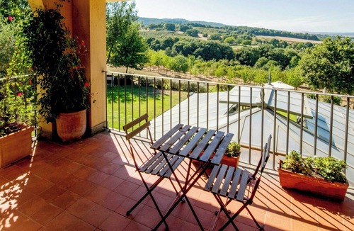 Sutri House | Family villa with pool in Tuscia