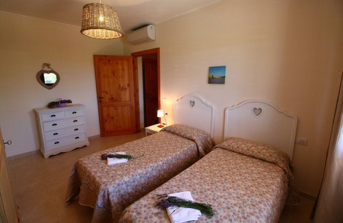 Montalto di Castro House | Farmhouse in Montalto near Sandy Beaches