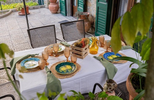 San Pietro a Cegliolo House | Farmhouse in Cortona with Scenic Pool Views