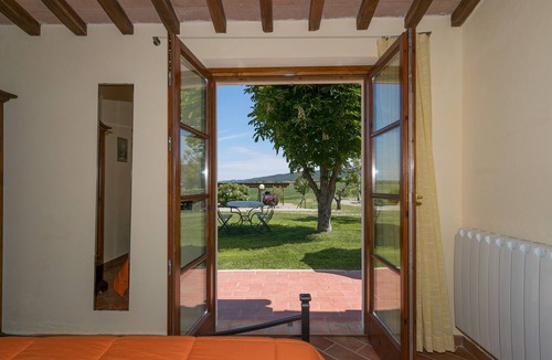Santa Luce House | Farmhouse "Mimosa" with Shared Garden & Wi-Fi