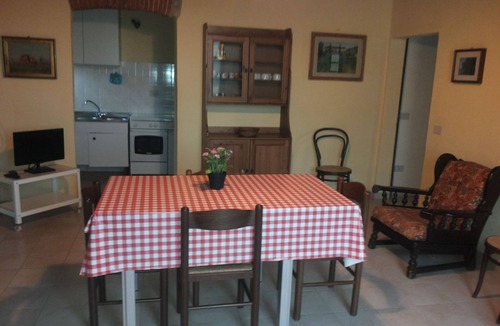 Piombino House | Farmhouse Pescinone - Poppy, country and sea