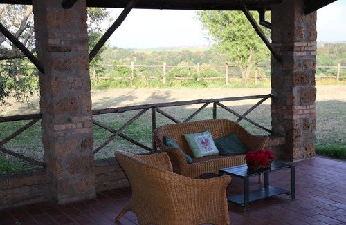 Cerveteri House | Farmhouse surrounded by olive trees a few steps from the center of Cerveteri