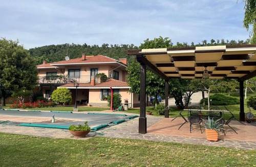 Bolsena Villa | Farmhouse - Villa Montesegnale