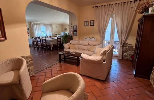 Bolsena Villa | Farmhouse - Villa Montesegnale