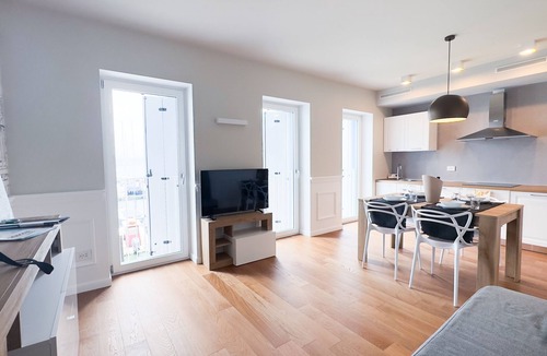 Sottomarina Apartment | Farmont Seafront Venice Suite by Ca-Sa Check