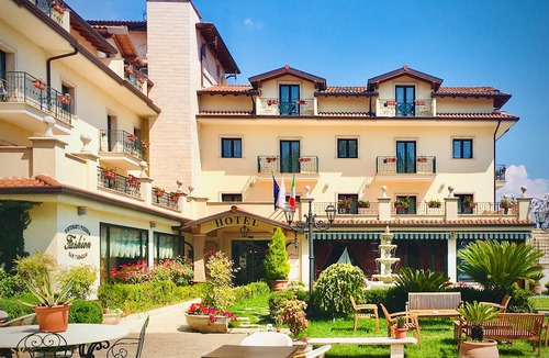 Valmontone Hotel | Fashion Hotel