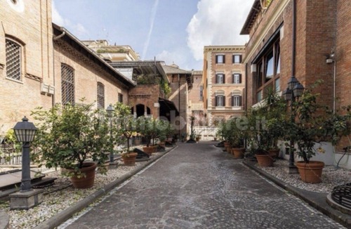 Quartiere III Pinciano Apartment | Femi Castle