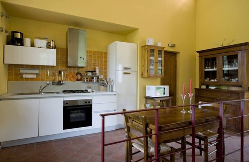 Radicondoli Villa | Fienile Colletalli in Radicondoli , Toscana