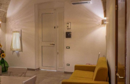 Grottaglie Apartment | Finely renovated apartment in the center of Grottaglie