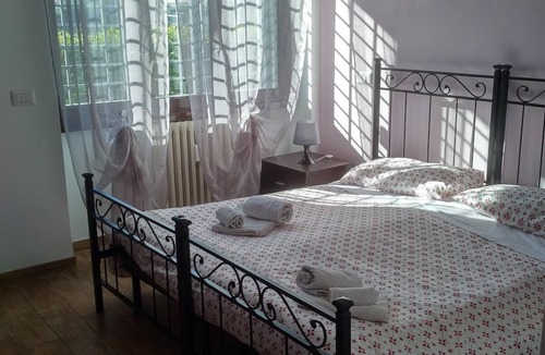 Quartiere XIII Aurelio Bed & Breakfast | Five bedroom apartment