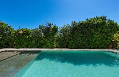 Depressa Villa | Flora Jungle Retreat by Perle di Puglia