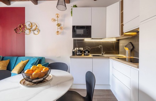 Rione VI Parione Apartment | Flower Terrace – Campo de’ Fiori - Panoramic terrace in the heart of Rome -
