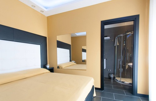 Naples City Centre Hotel | Fly Boutique Hotel