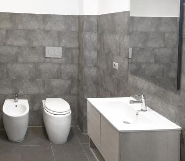 Monte Sacro House | FraMiry Room Roma Camera privata con balcone
