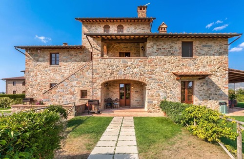 Cortona Apartment | Fratta Ginestre, Cortona, Italy