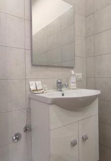 Borghesiana Bed & Breakfast | G21 Guest House