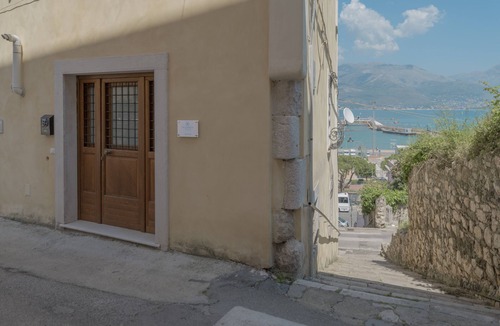Gaeta House | Gaeta Apartment center