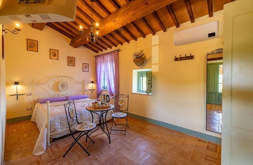 Chiusi House | Gardener's Room - Double room breakfast included