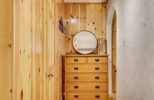 Georgetown Apartment | Georgetown Barn Studio on > 7 Acres: Pet Friendly!