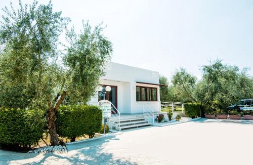 Trinitapoli Hotel | Giardino Degli Ulivi Resort Masseria