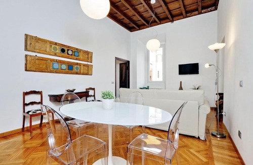 Rione VII Regola Apartment | Giulia Charme - My Extra Home