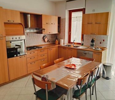Termoli Apartment | Golden Hour House